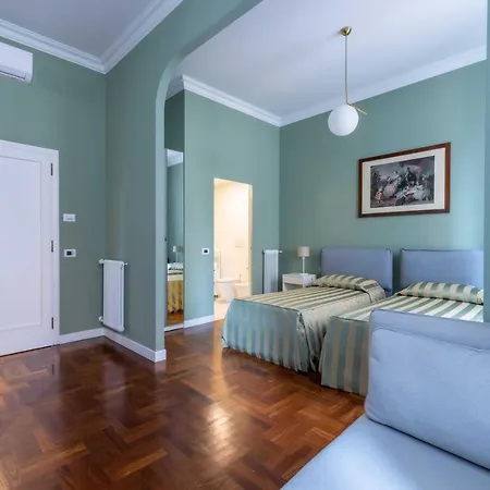 4 Fontane Private Apartment *